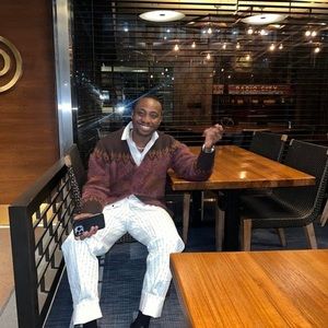 Meet your Posher, Jovane